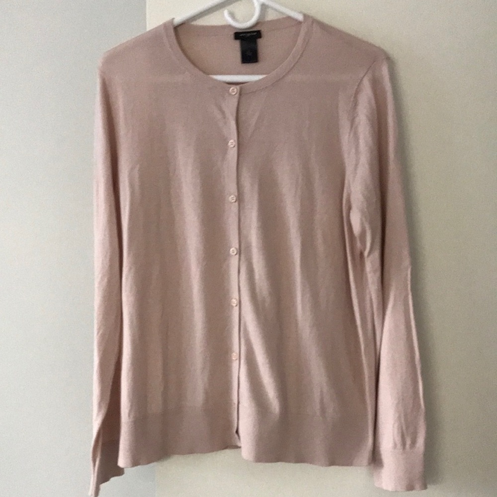 💥NWOT, 100% cotton cardigan by Ann Taylor. Cut tags before realizing too small.